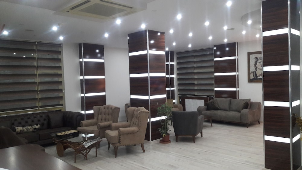 NYSA HOTEL 15/50