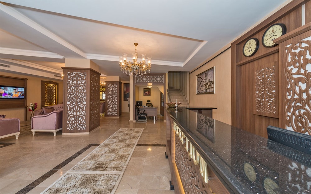 Hera Montagna Hotel 11/71