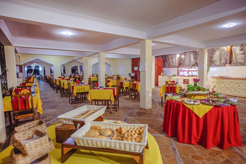 AHG Waridi Beach Resort & Spa 35/47