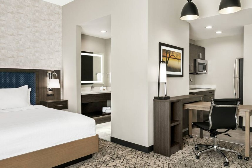 STUDIO, SUITE, KING BED, ACCESSIBLE