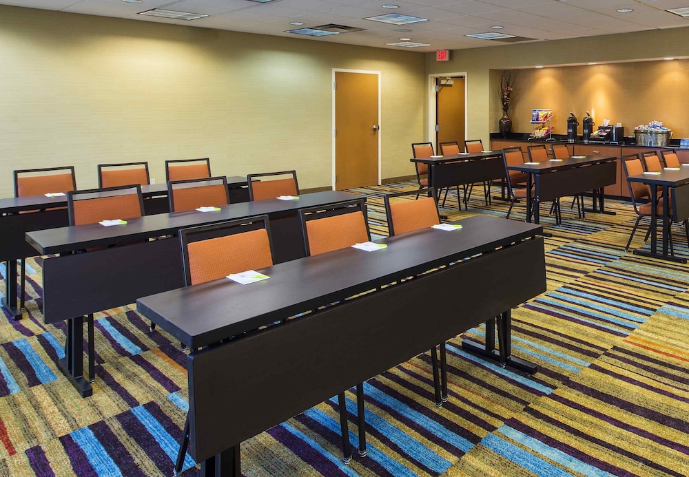 FAIRFIELD INN & SUITES ATLANTA BUFORD/MALL OF GEORGIA 31/36
