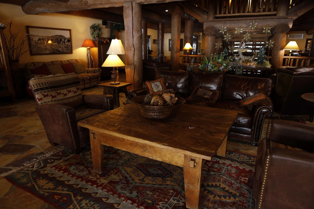 Daniels Summit Lodge 32/50
