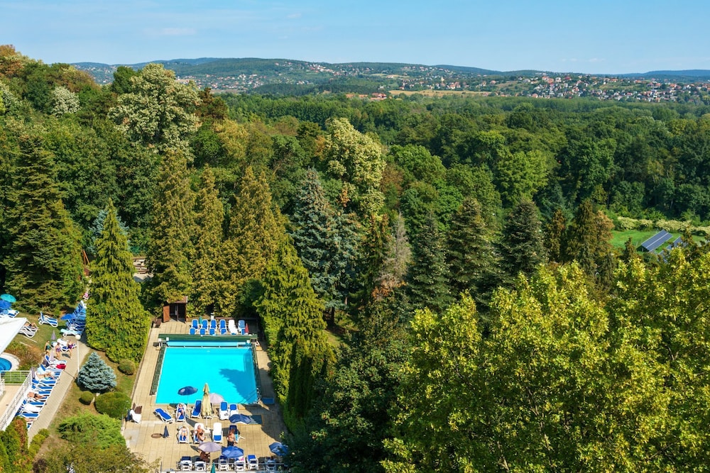 Danubius Health Spa Resort Aqua 69/71