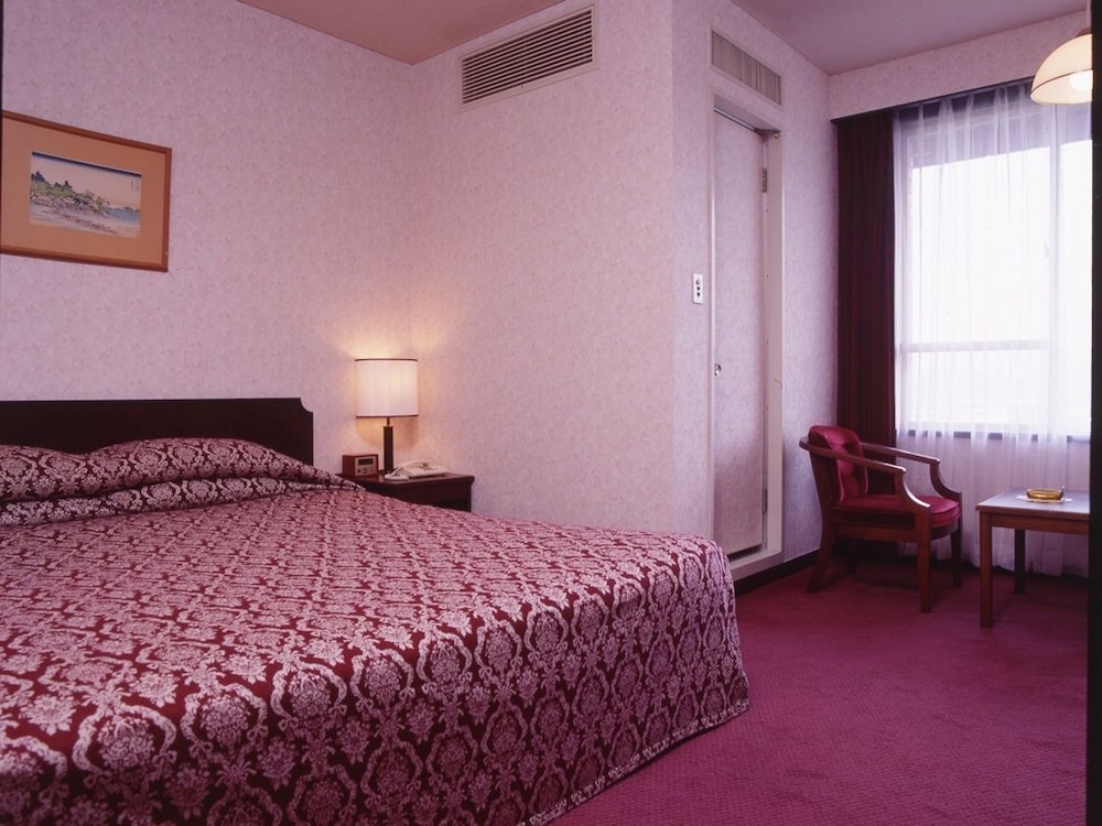 OHITO HOTEL 6/48