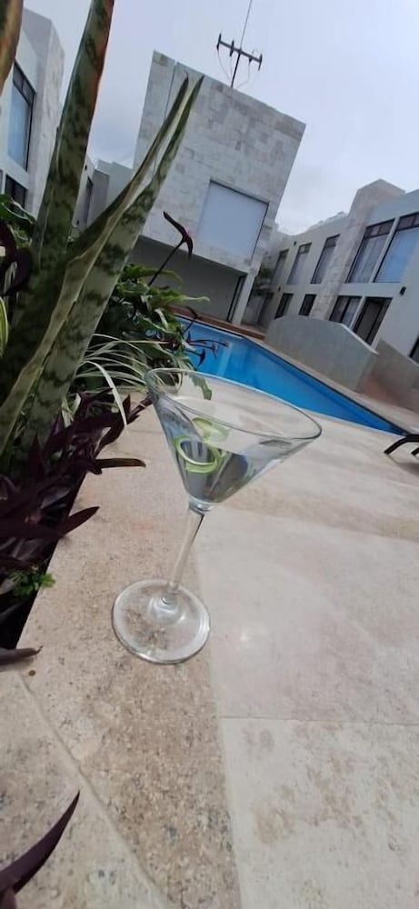 La Posada Hotel &amp; Suites 61/68