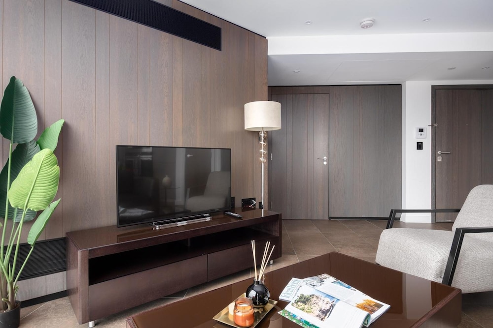 Lexicon Book House Apartments by Squa.re 36/47