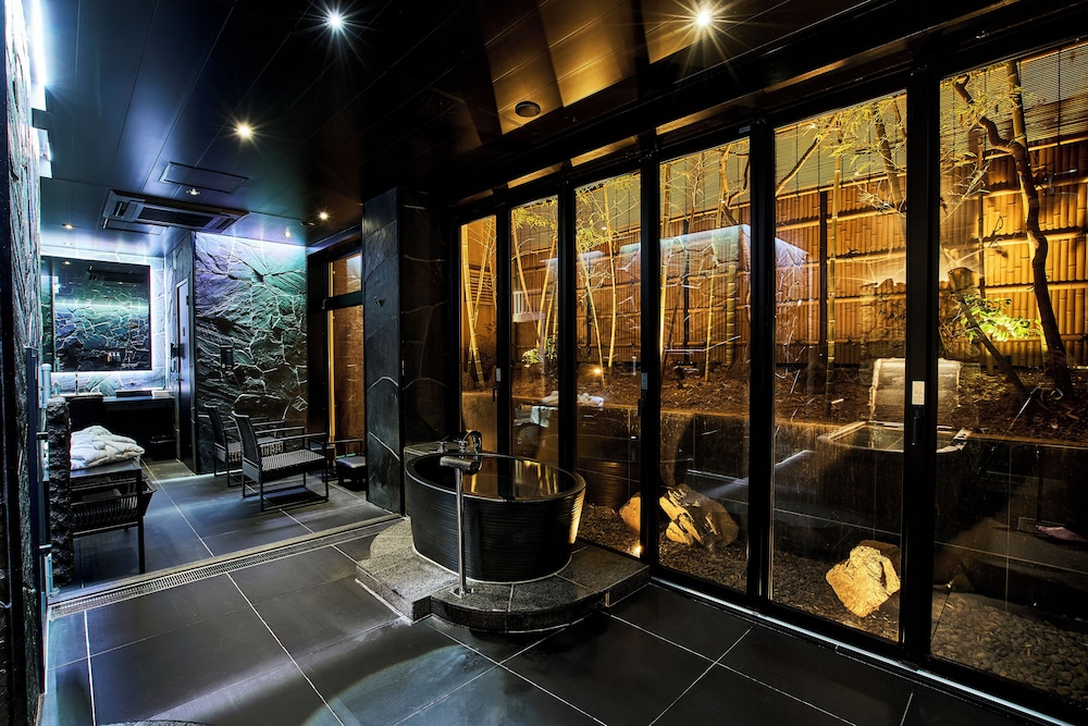 Moksa Rebirth Hotel 20/50