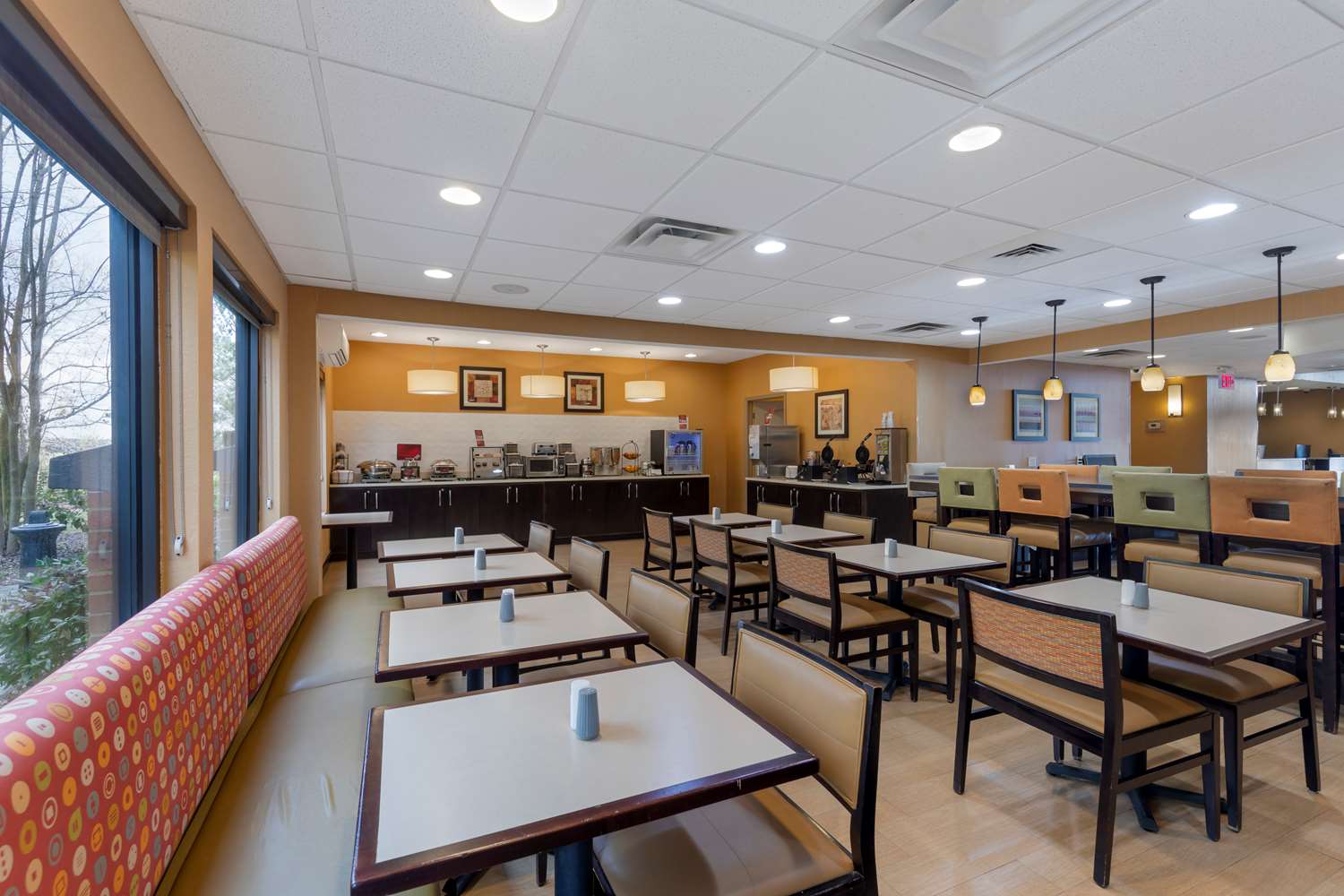 Best Western Plus Gadsden Hotel & Suites 16/22