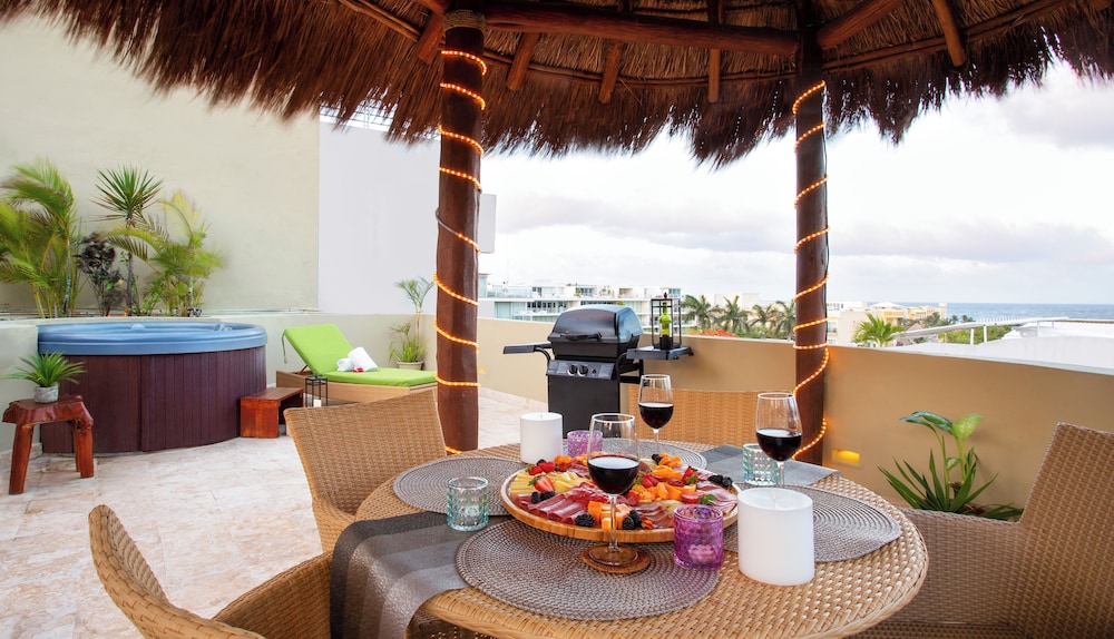 Maya Villa Condo Hotel Beach Club 37/49