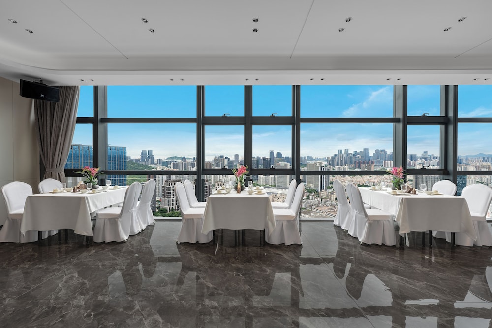 UrCove by Hyatt Shenzhen Bay Nanyou 35/50