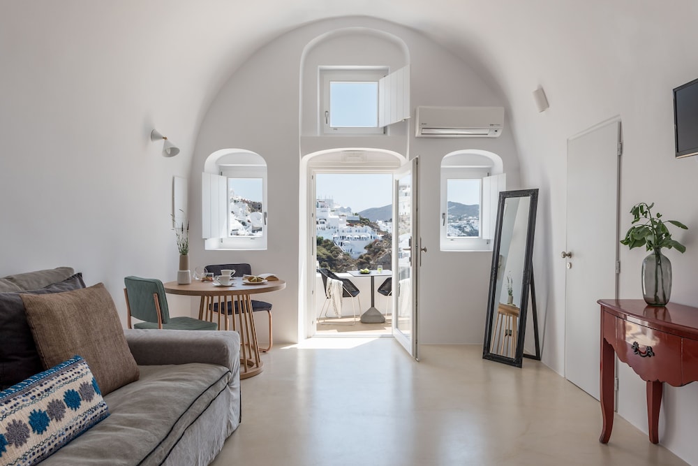 Aspaki Exclusive Hotel by Art Maisons 45/71