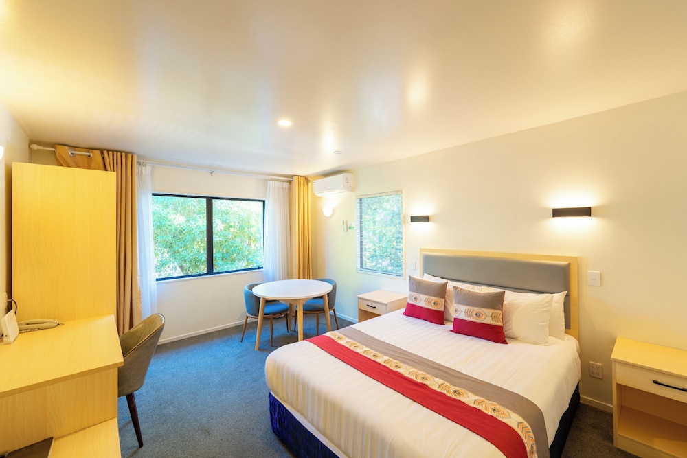 AUCKLAND NEWMARKET MOTEL 13/44