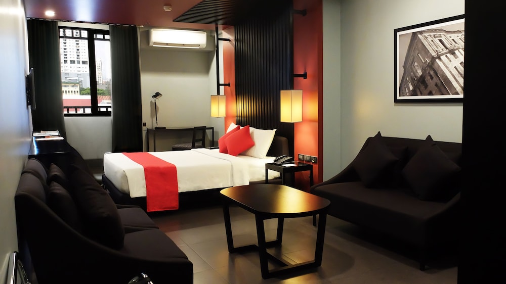 Amelie Hotel Manila 11/20