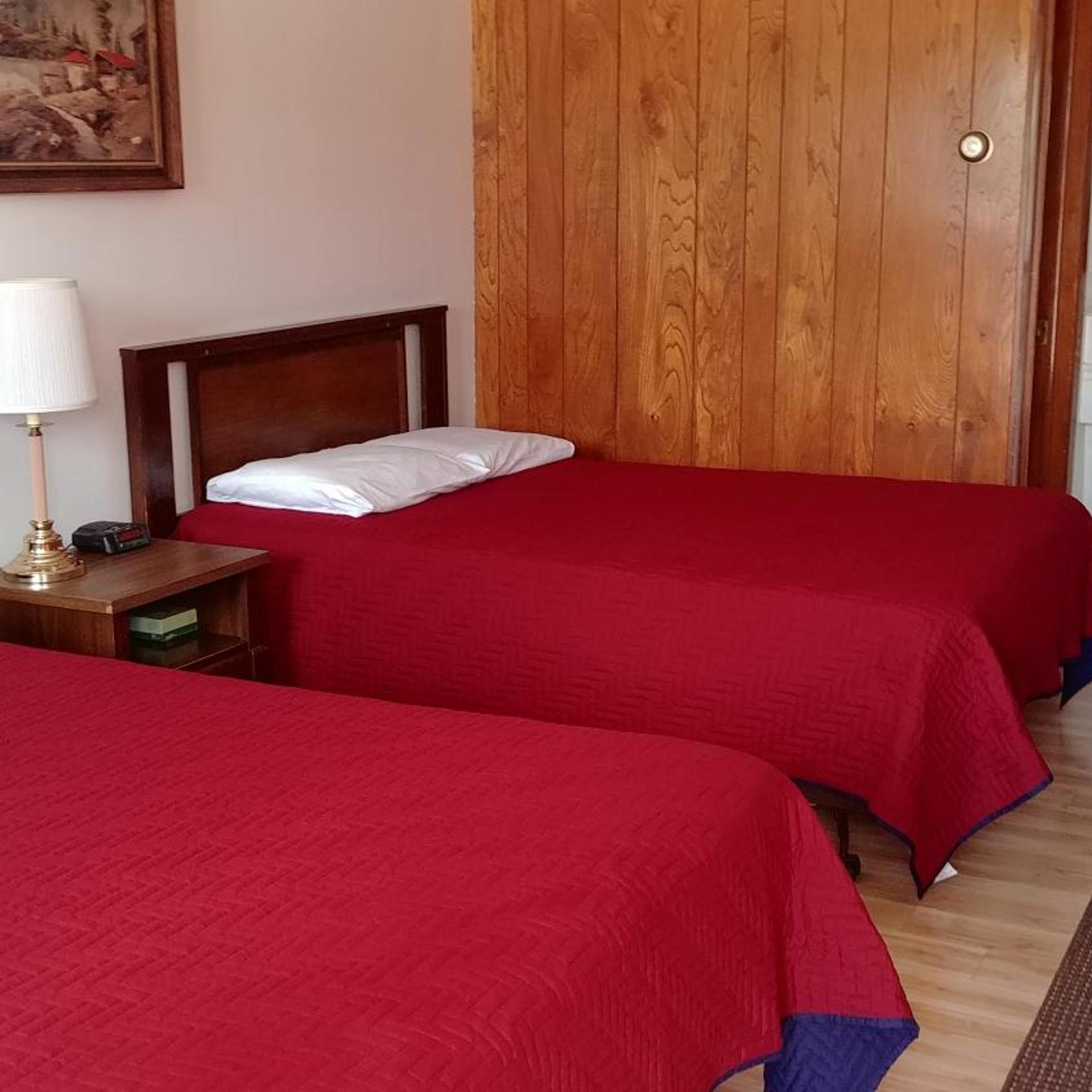 Falls Motel 10/32