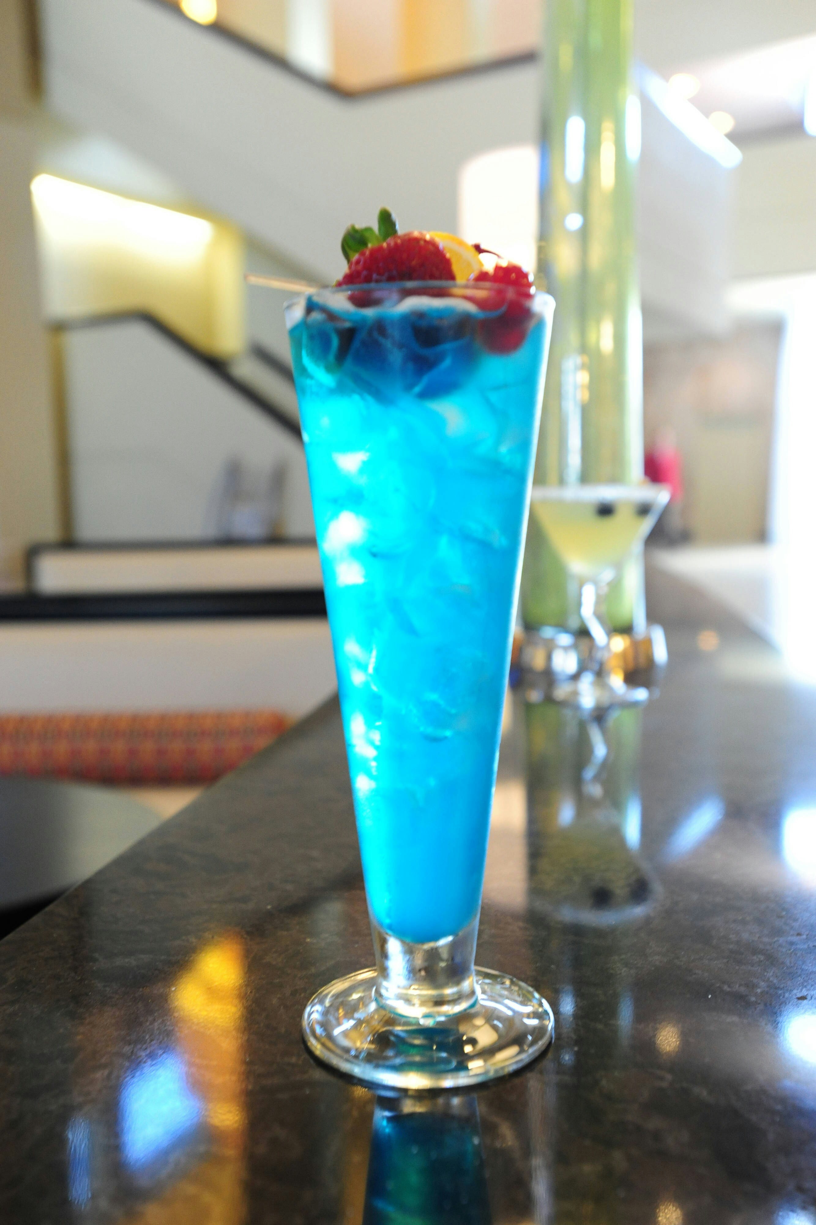Mobile Marriott 3/8