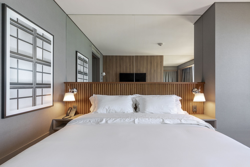 LUXURY, SEA FRONT