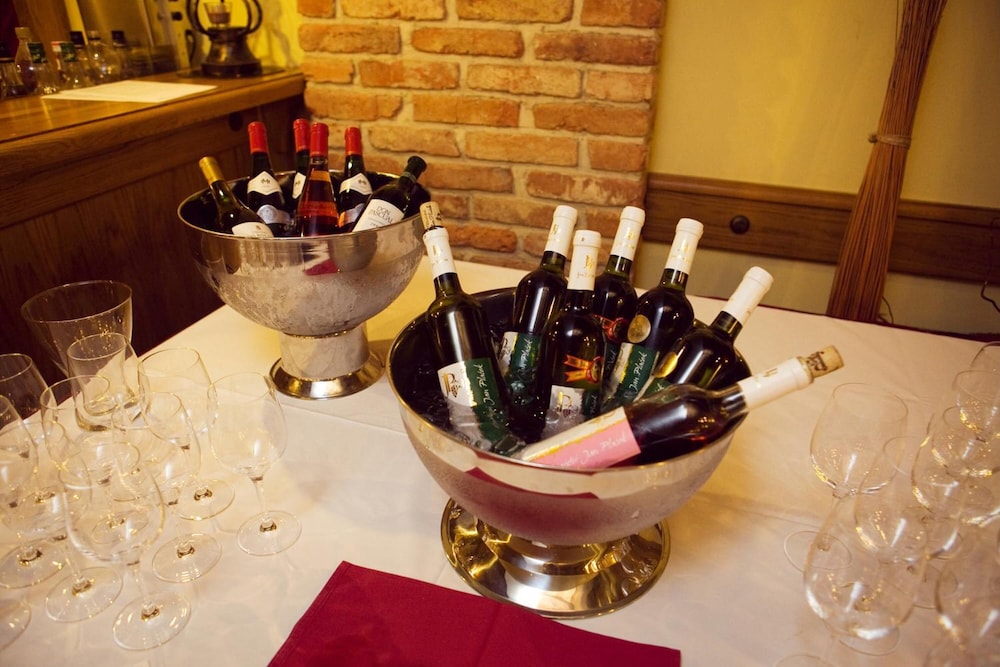 Dolce Villa Hotel 17/57