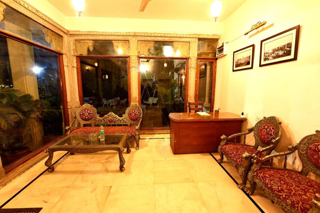 Oyo 6549 Hotel Gorbandh 30/47