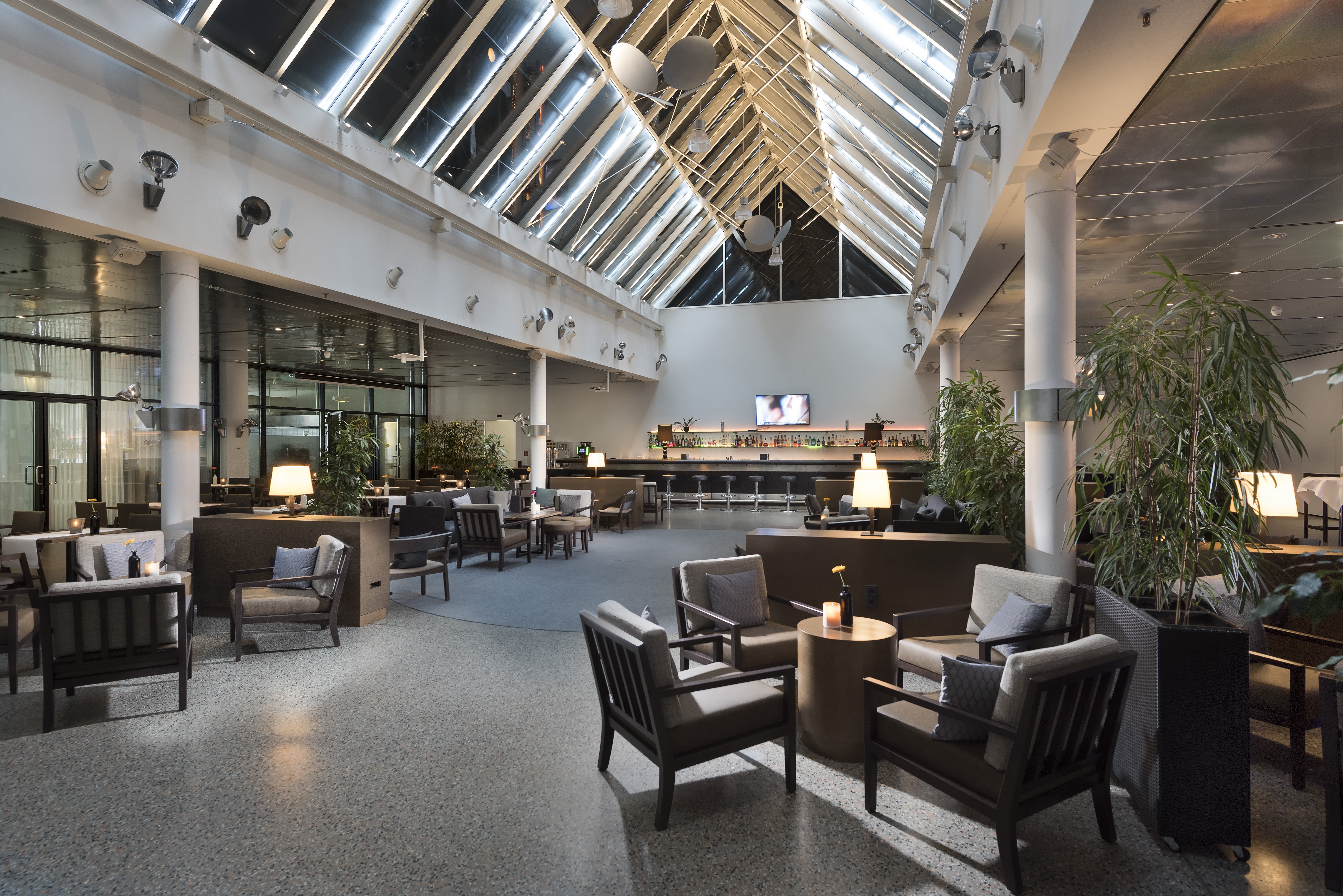 HOLIDAY INN BERLIN CITY WEST 38/71