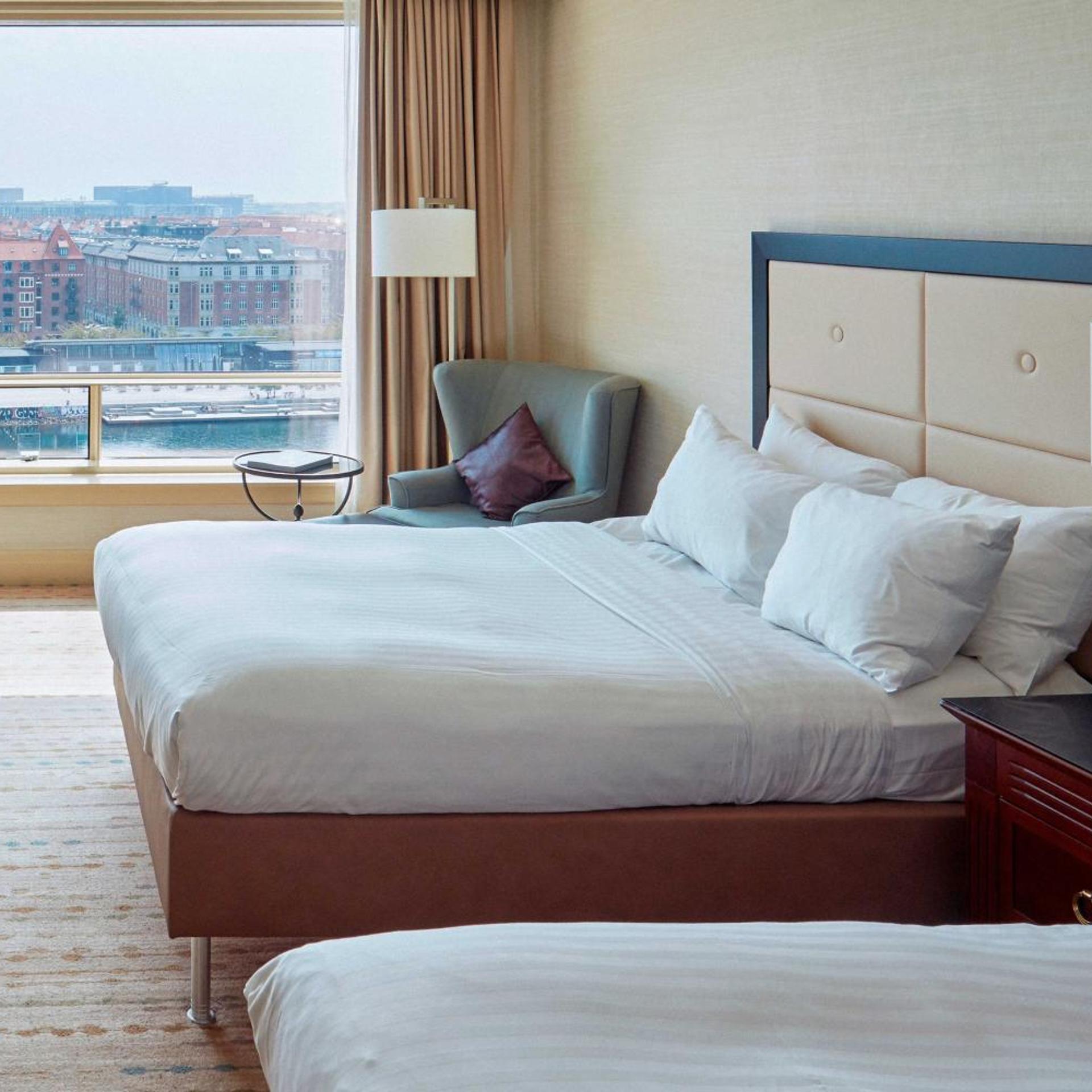 Guest Room, Deluxe, 2 Double Beds, Water View
