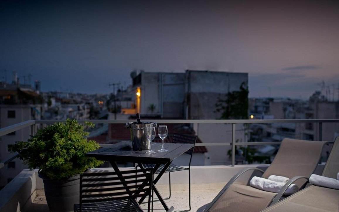 Areos Hotel 48/57