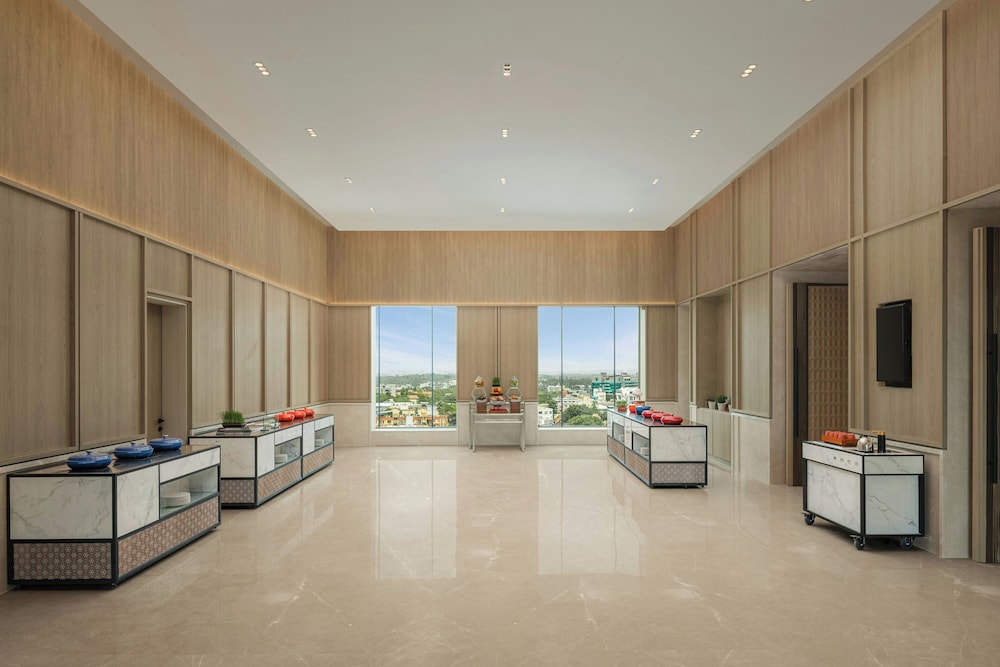 Oakwood Premier Prestige Ub City Bangaluru 44/55