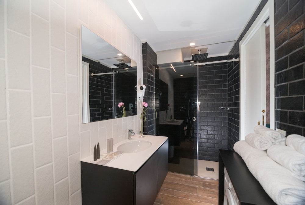 Residence Ten Suite 39/40
