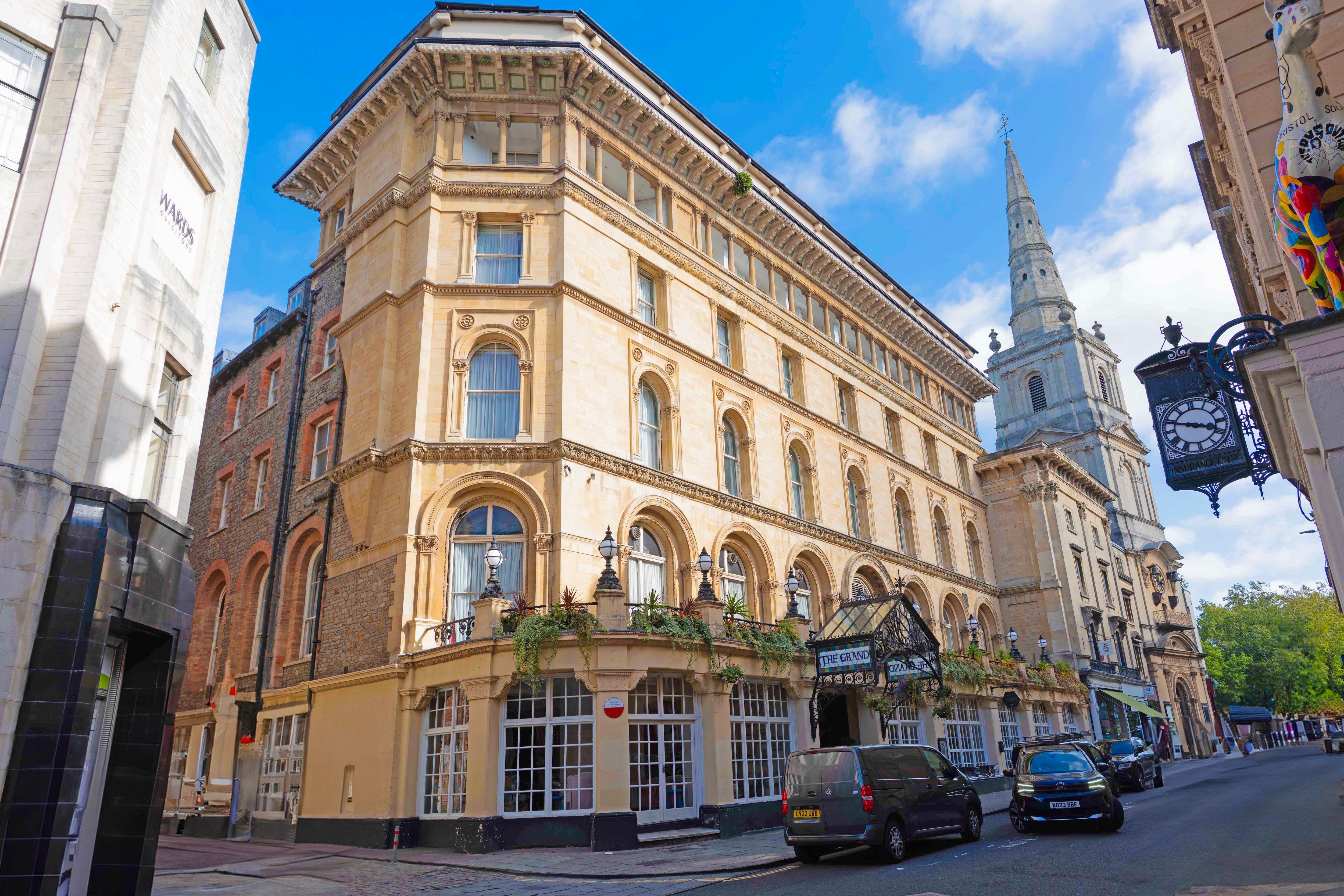 Bristol Grand Hotel By Sunday 41/43