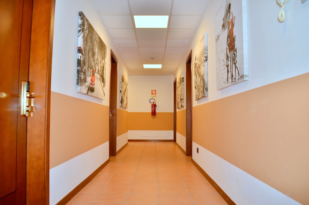 Etna Hotel 12/50