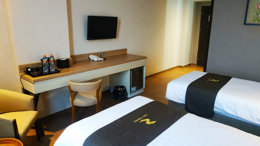 Zenith Premiere Hotel Baubau 7/11