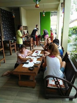 Clover Homestay 40/65