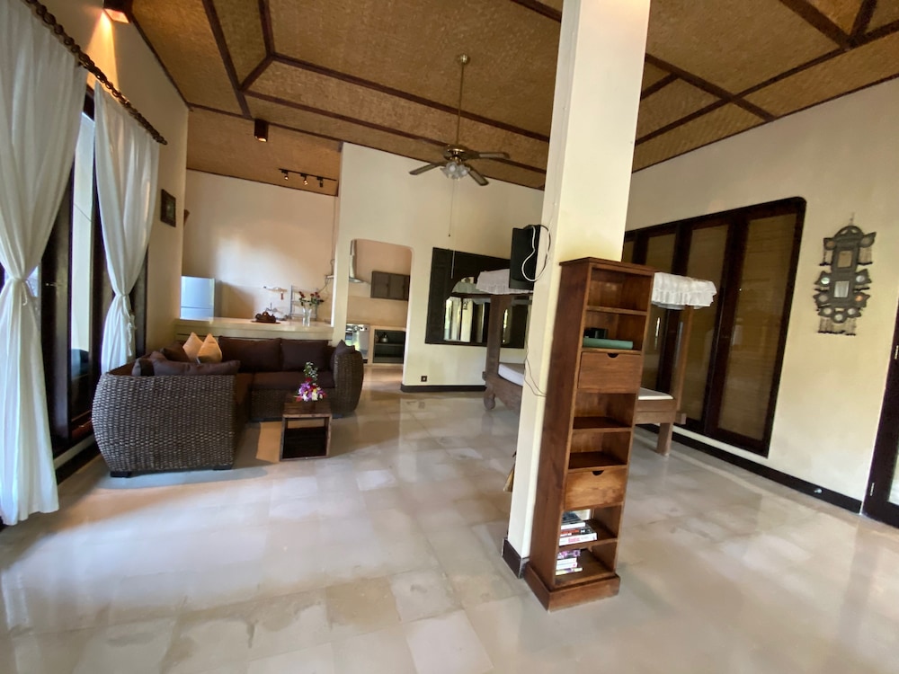 Rumah Dadong 4/50