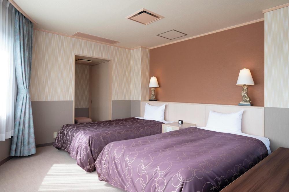 Hamanako Wanwan Paradise Hotel (Ex HAMANAKO GRAND HOTEL SAZANAMIKAN) 23/67