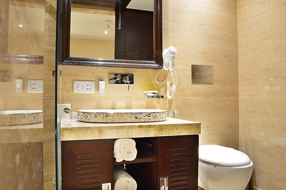 Hotel Emperor Palms 23/63