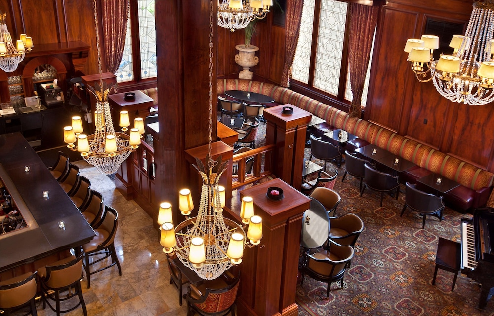 The Benson Portland, Curio Collection by Hilton 60/72