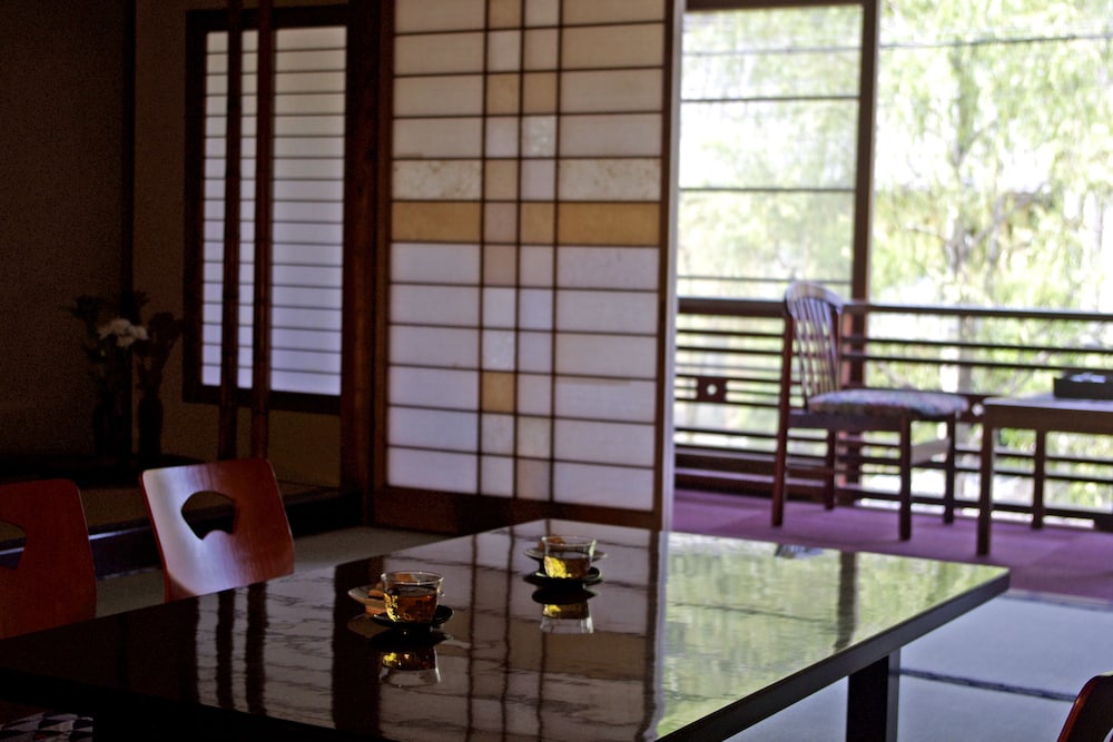 Kobayashiya 28/40