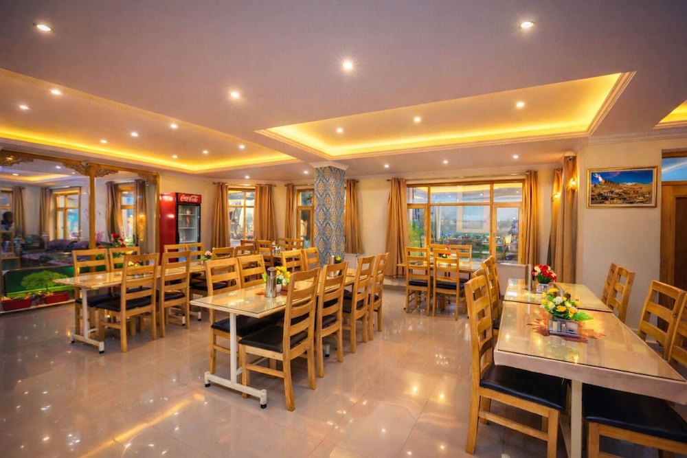 Royal Holiday Leh 30/43