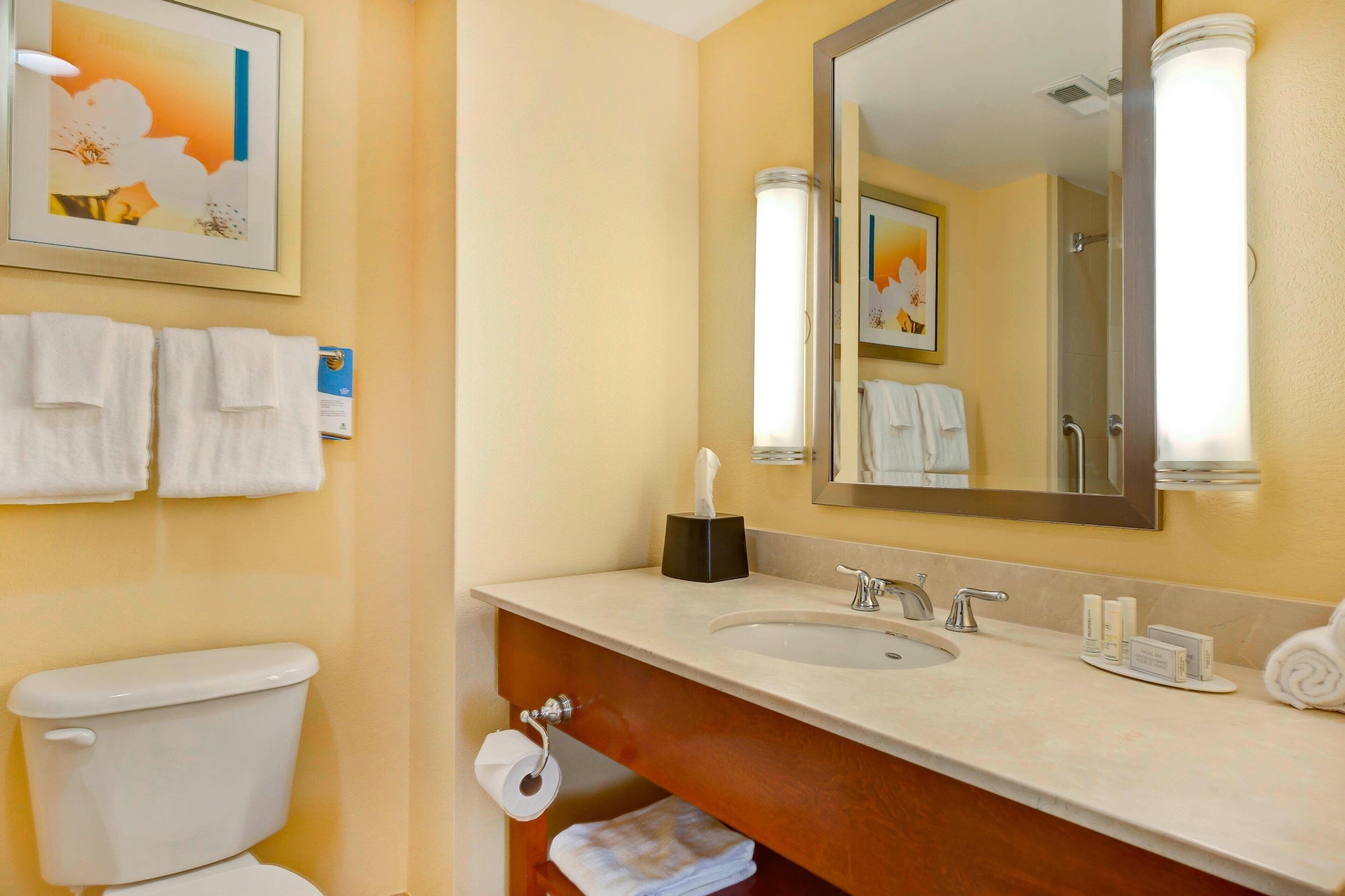 Room, 2 Queen Beds, Accessible 2/3