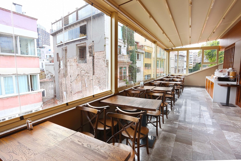 Taksim Premium Hotel 5/70