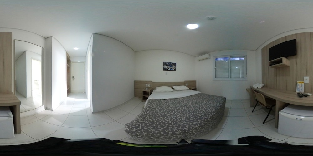 HOTEL VILLE HOUSE PREMIUM 40/42