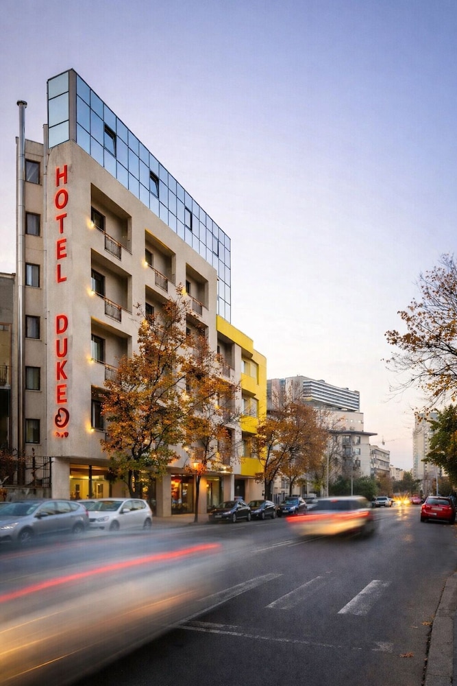 Hotel Duke Armeneasca 55/65
