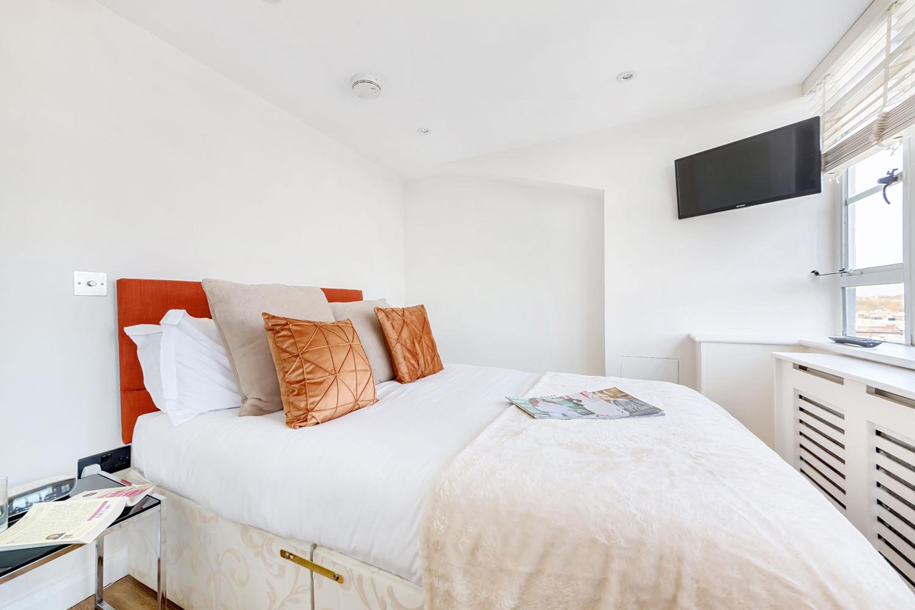 Nell Gwynn Chelsea Accommodation 18/50
