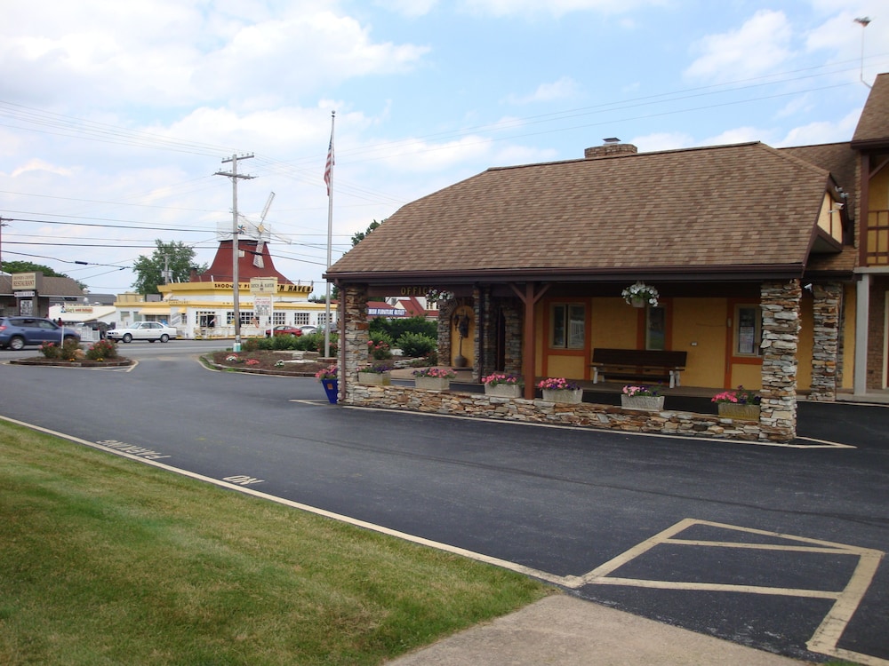 Soudersburg Inn & Suites Lancaster 6/50