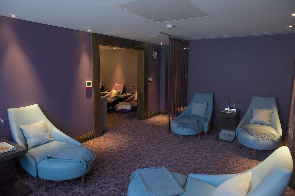 L Horizon Beach Hotel And Spa 37/63
