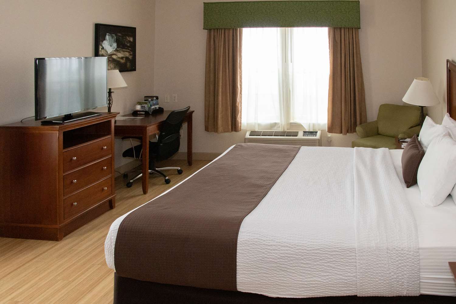 Best Western I-5 Inn & Suites 5/14