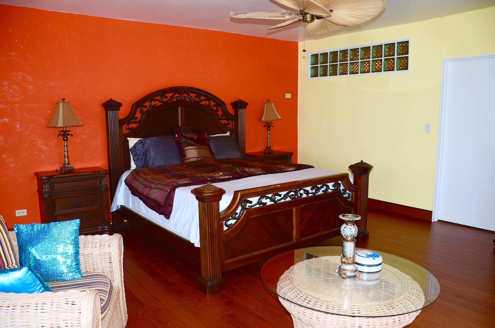 Caprice 14 Cable Beach Luxury Villa 6/24