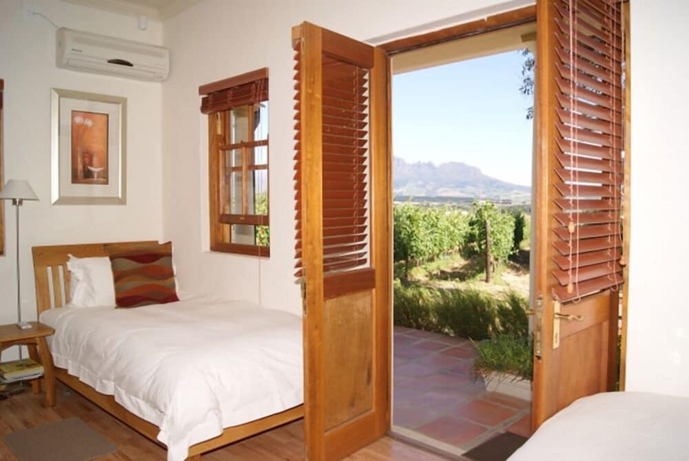 Lovane Boutique Wine Estate & Guesthouse 12/48