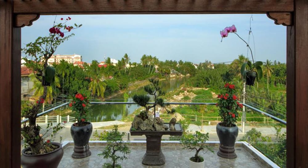 Azalea Homestay 48/48