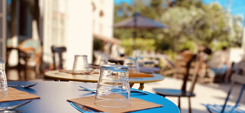 Logis Hotel Medieval, Montelimar Nord 38/50