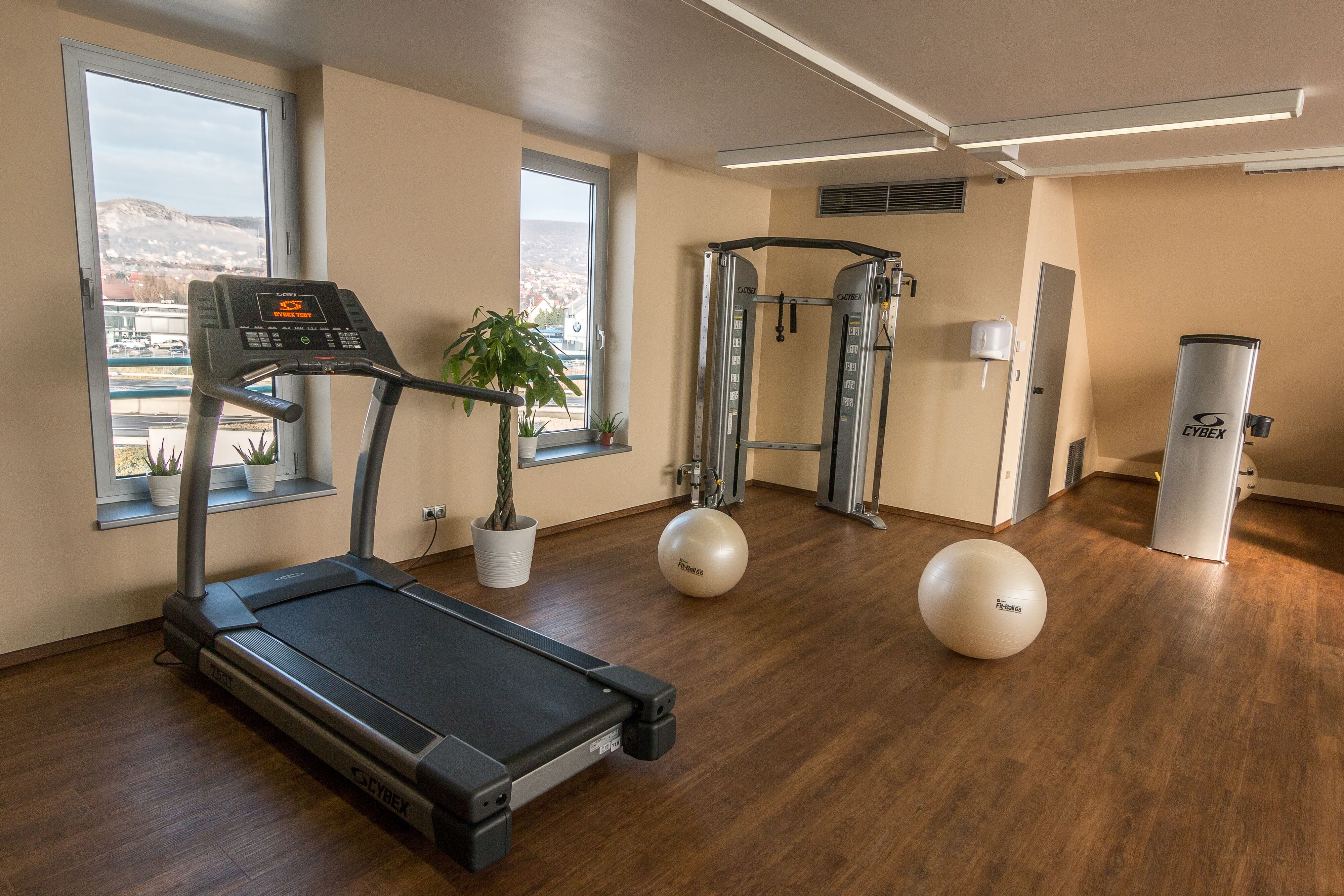 Holiday Inn Budapest Budaors 18/50